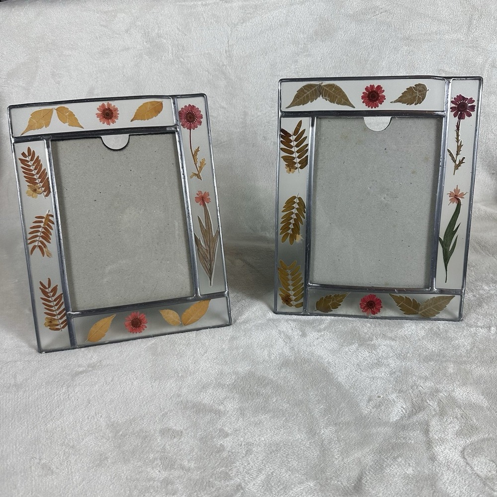 Pressed Botanicalโ Floral Glass Photo Frames Set of 2 Vintage Style 5x7 Photo